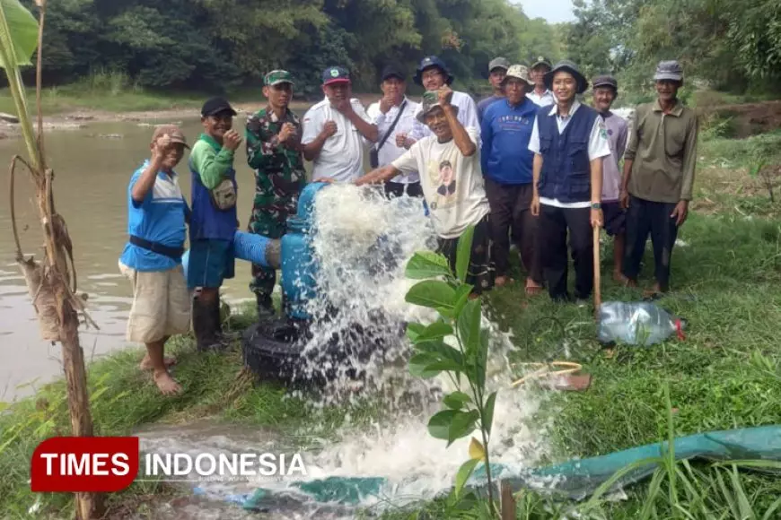 Hadapi Krisis Air, Kolaborasi TNI dan Petani di Majalengka Perkuat Irigasi Sawah