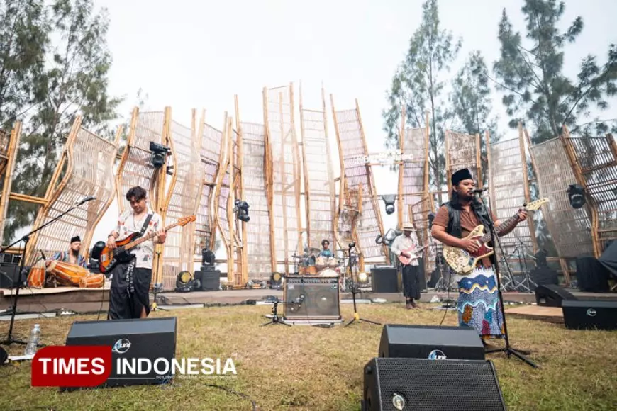 Band Madura Lorjhu’ Bawa Warna Rock ke BRI Jazz Gunung Series 2 Bromo 2025