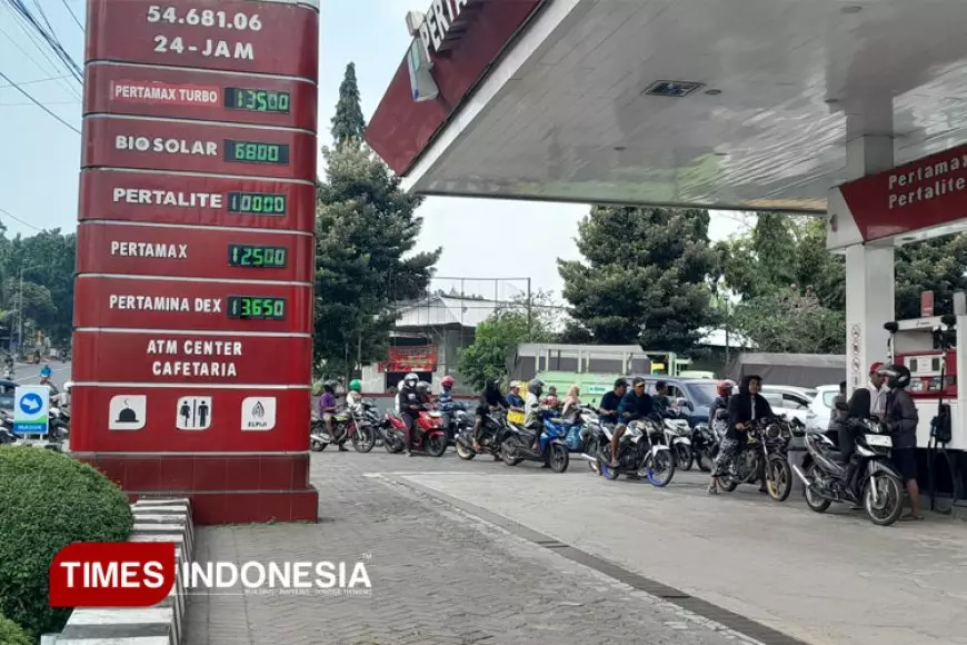 Terkait Kelangkaan BBM, Aktivis Muhammadiyah Sebut Itu Bukan Kesalahan Bupati Jember