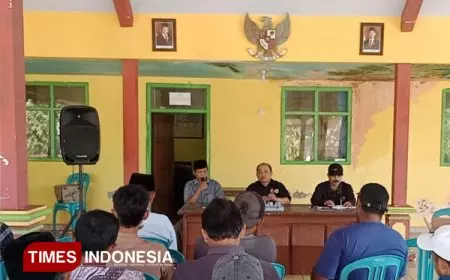 Kolaborasi Hutan Berkelanjutan: Perhutani KPH Malang Sosialisasi dan Dukungan Bibit Kelapa di Sindurejo