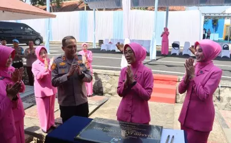 Bhayangkari Polda Jabar Dorong Penguatan Spiritualitas Lewat Renovasi Masjid di Polres Majalengka