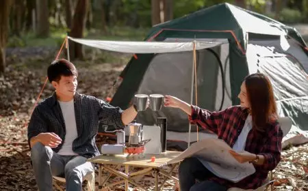 5 Tempat Camping di Indonesia dan Apa Saja yang Harus Dibawa