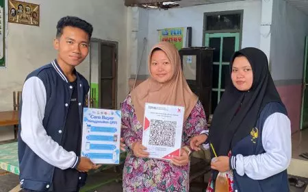 Mahasiswa Unitomo Dorong Digitalisasi UMKM di Desa Temenggungan Probolinggo