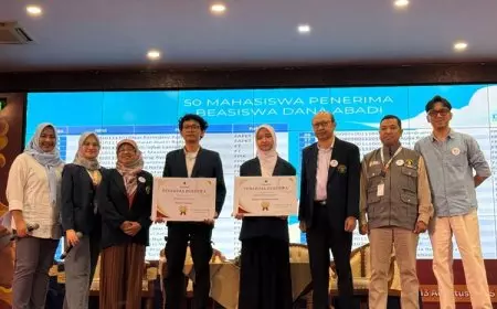 Dana Abadi UB Salurkan Beasiswa untuk Mahasiswa Baru Berprestasi