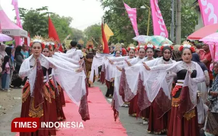 Karnaval Desa Sumberdawesari, Tampilkan Kreasi Budaya Kolaborasi Karang Taruna Suryowongso dan KSM-N 31 UNISMA