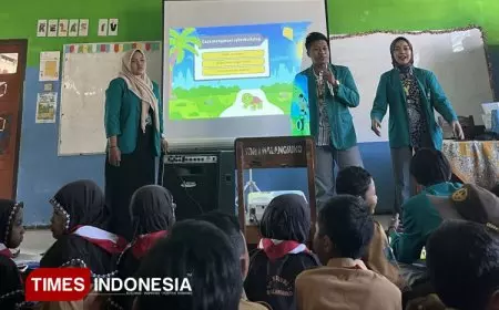 Mahasisawa Unisma Edukasi Siswa SD tentang Bahaya Oversharing, Hoax, dan Cyberbullying