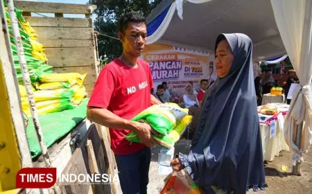 Gerakan Pangan Murah Kota Mojokerto Meriahkan HUT ke-80 RI
