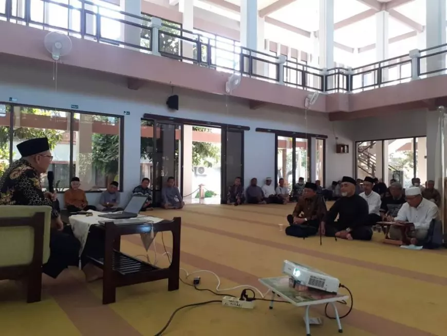 Pengajian Jumat Pagi Rahmatal Lilalamin, P3AI UWG Tekankan Pola Hidup Sehat Melalui Sindrom GULOH-CISAR