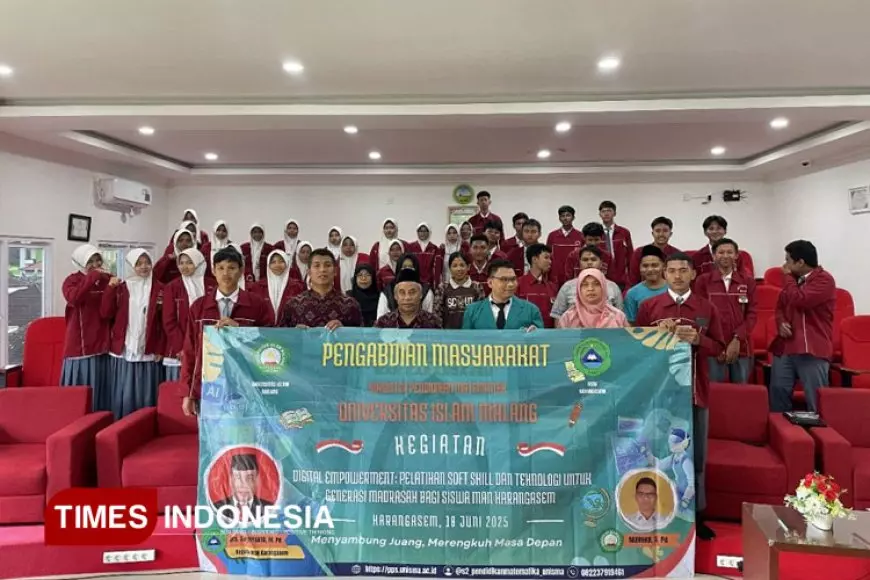 Dosen FKIP Unisma Dampingi Siswa MAN Karangasem Bali Siap Hadapi Dunia Nyata