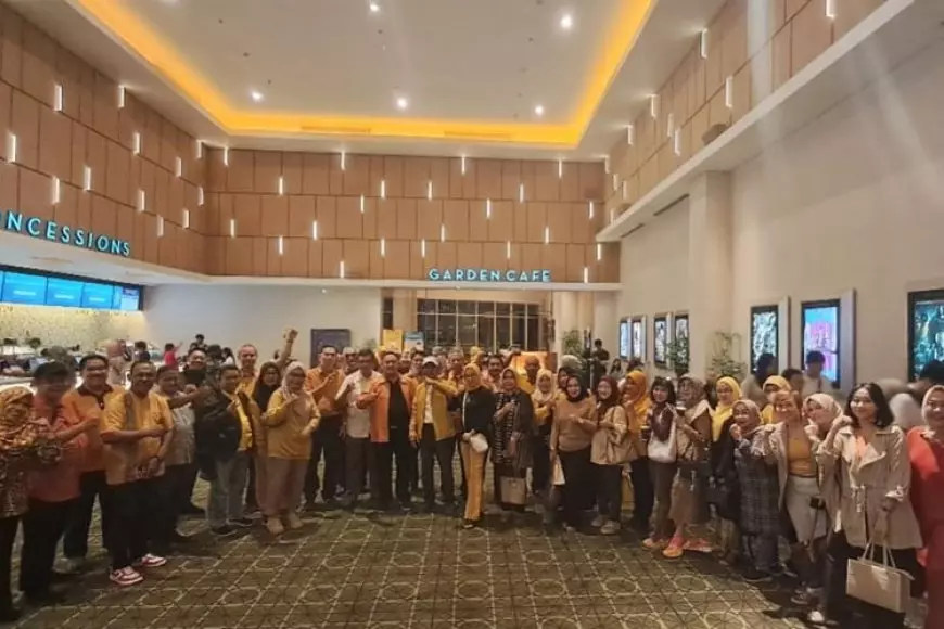 Kader MKGR Jatim Nobar Lyora, Kisah Perjuangan Meutya Hafied dan Suami Dapatkan Anak