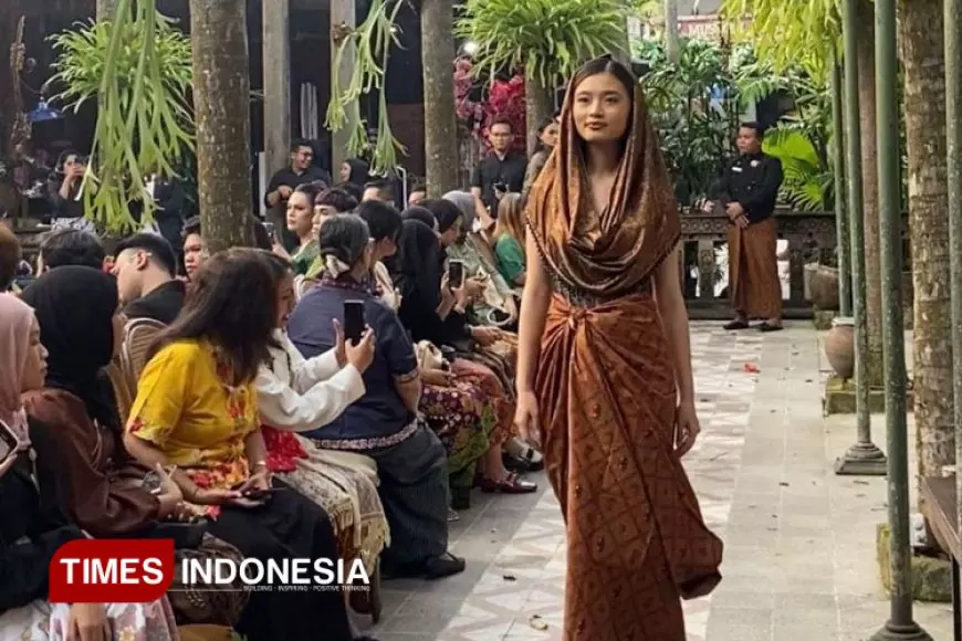 Hotel Tugu Malang &amp; Rezawu Atelier Persembahkan “Sejiwa Merajut Era”