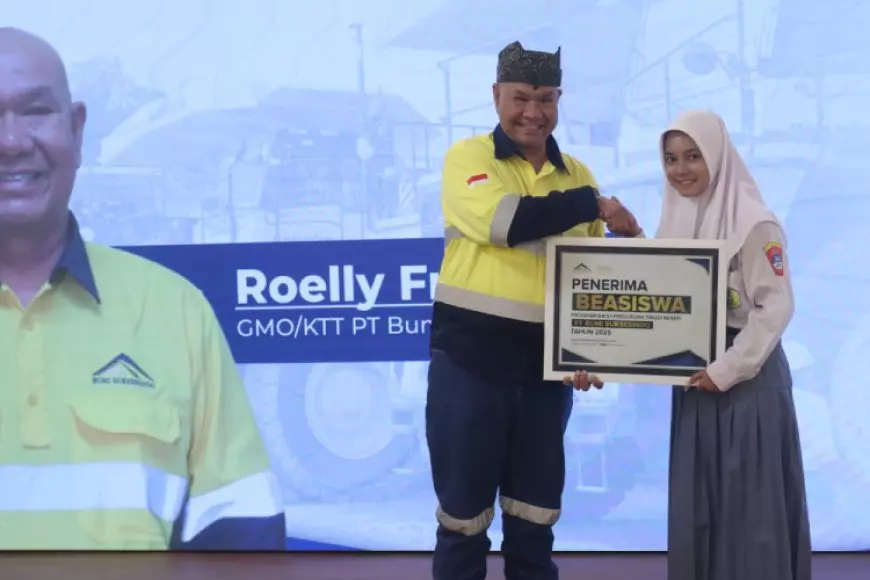 Mengintip Suka Cita 80 Putra Putri Banyuwangi Penerima Program Beasiswa Tambang Emas PT BSI