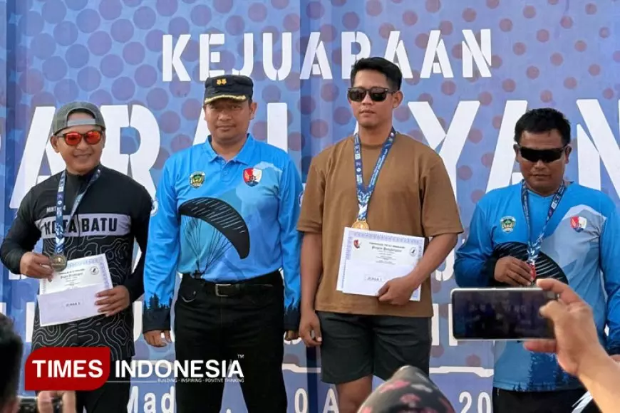 Anggota Kodim 0818/Malang-Batu Juara 2 Kejuaraan Paralayang Danlanud Iswahyudi Cup 2025