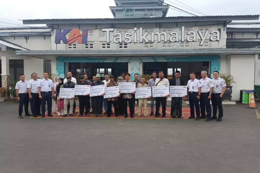 PT KAI Daop 2 Bandung Salurkan Bantuan TJSL Senilai Rp 550 Juta untuk Masyarakat Garut, Tasikmalaya, dan Pangandaran