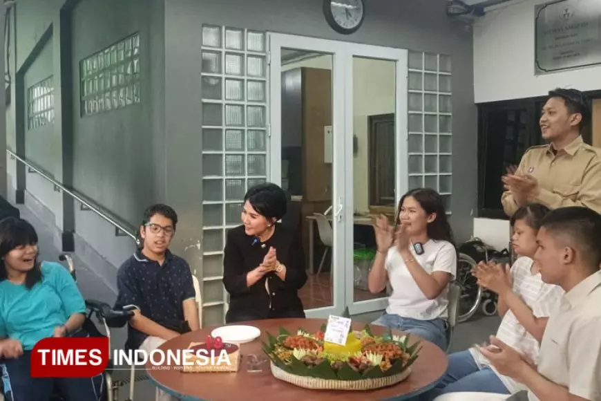 Dua Anak Natalia Rusli Pilih Rayakan Ulang Tahun Bersama Anak-anak Panti Asuhan