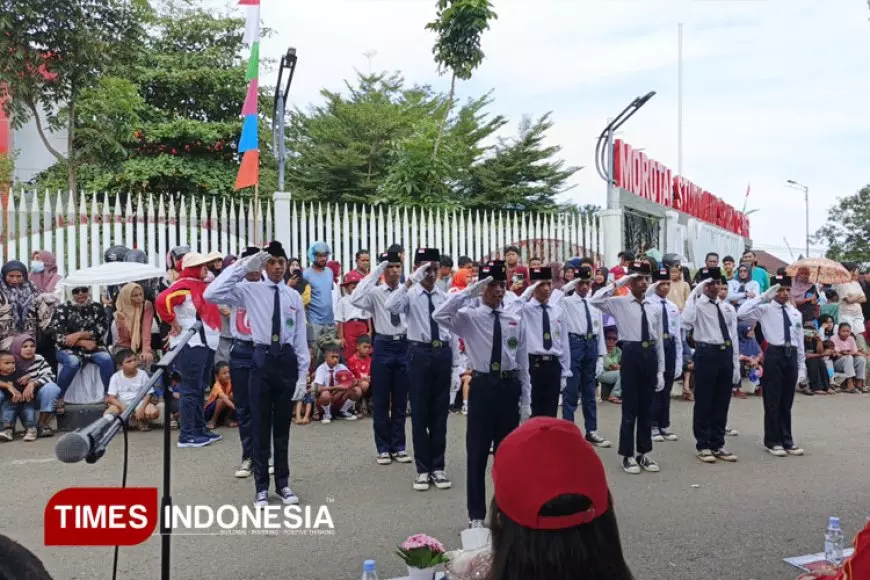 MTs Negeri Gotalamo Morotai Tampil Memukau di Lomba Gerak Jalan Peringati HUT RI ke-80