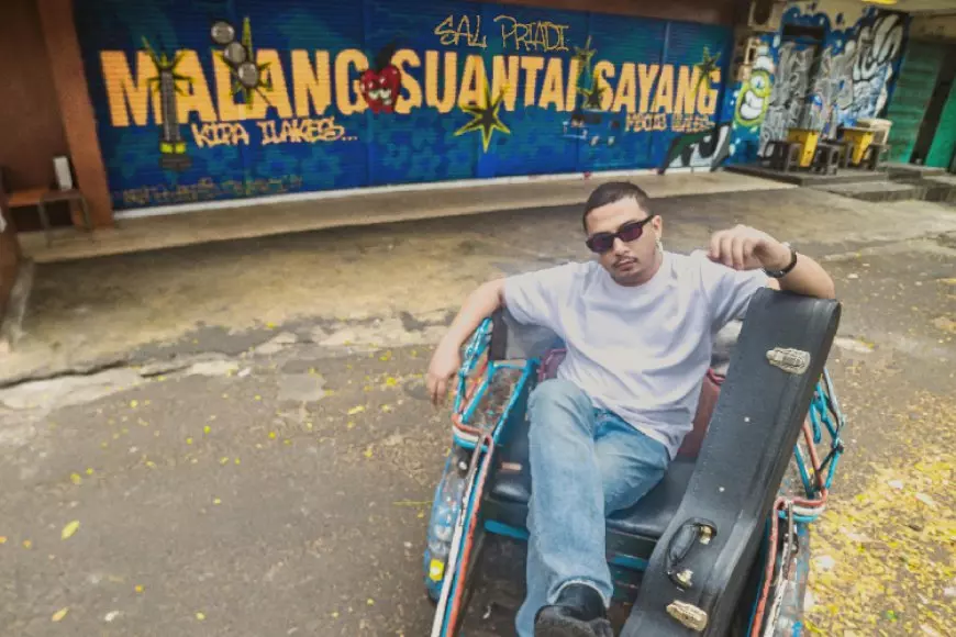 Sal Priadi Persembahkan “Malang Suantai Sayang” sebagai Ode untuk Kota Kelahirannya