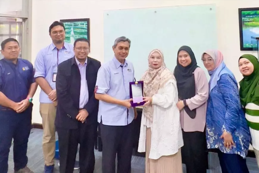 Ketua Umum Kasantri Indonesia Lakukan Kunjungan Kerjasama ke Pusat Permata@Pintar Negara, Universitas Kebangsaan Malaysia