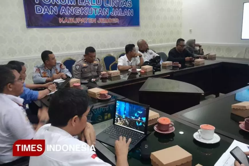 Usai Evaluasi Bersama, Simpang Empat Argopuro Ditutup Permanen