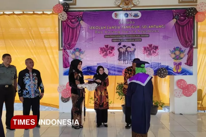 Puluhan Lansia Sidomekar Dinyatakan Lulus Program Salantang