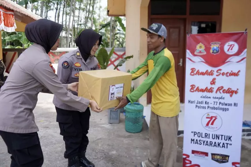 Menyapa dengan Senyum: Polwan Probolinggo Rayakan HUT ke-77 Lewat Aksi Sosial dan Religi