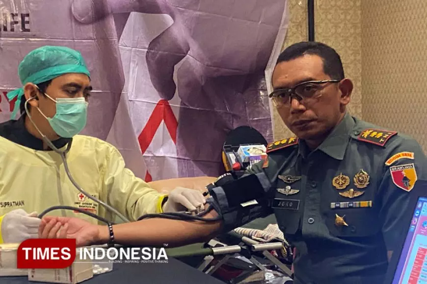 Diikuti Dandim, Aston Banyuwangi Gelar Aksi Sosial Donor Darah di HUT ke-80 RI
