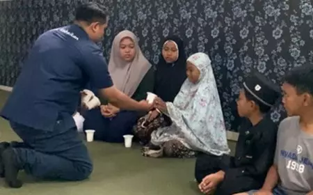Tebar Berkah Maulid dengan berbagi Susu Jabmilk ke Panti Asuhan
