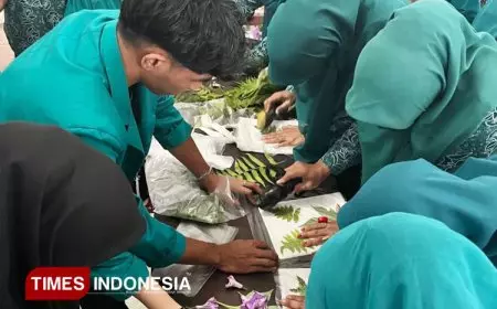 TIngkatkan Keterampilan, Mahasiswa UNISMA Beri Pelatihan Ecoprint Tote Bag