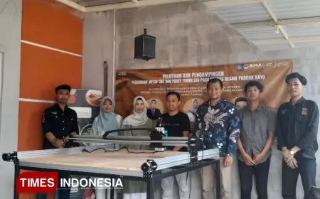 Mahasiswa Agribisnis Unmuh Jember Sulap Limbah Kayu Jadi Produk Bernilai Ekspor