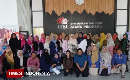 UISI Gresik Dampingi Pelaku Usaha Hitung HPP, Tentukan Harga Jual, dan Kuasai Digital Marketing