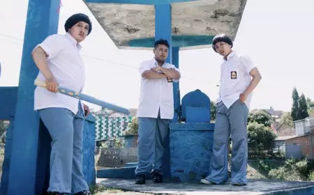 Semalam Suntuk Rilis Single Kedua “Aku Ra Popo”, Kisah Cinta dengan Irama Koplo