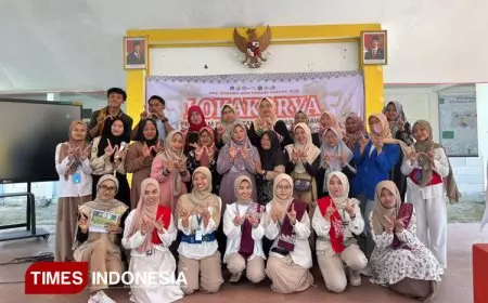 Merajut Tradisi, Mewarnai Nusantara: Tim PPK Ormawa UKM Kreasi Unisma Gelar Lokakarya Membatik