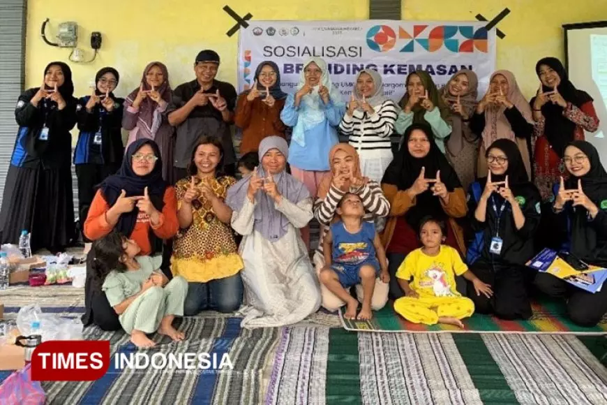 Tim PPK Ormawa Himako Unipma Sosialisasi Branding Kemasan untuk Pelaku UMKM Dusun Besek, Ngawi