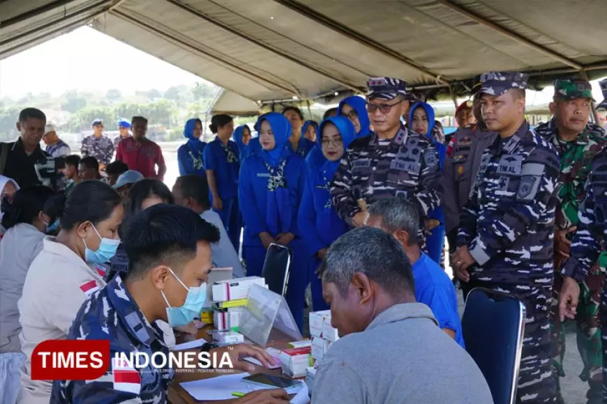 Berbagi Sembako dan Periksa Kesehatan di HUT ke-80 TNI AL, Begini harapan Dankodaeral VII