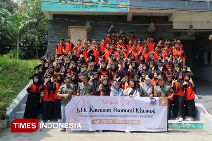 Belajar Dunia Digital, Siswa PPLG SMK Negeri 3 Pamekasan Kunjungi KEK Singhasari