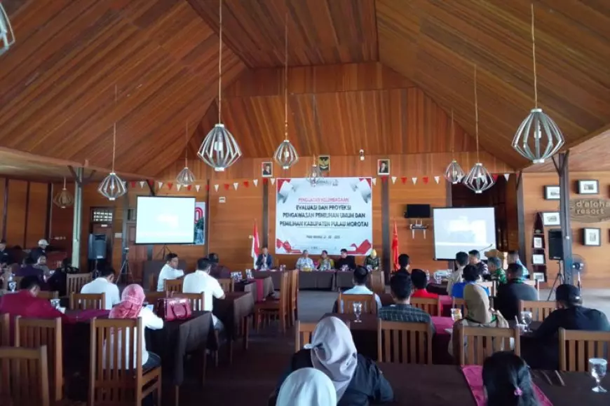 Bawaslu Morotai Gelar Sosialisasi Pasca Putusan MK, Rekomendasi Pengawas Pemilu Kini Mengikat