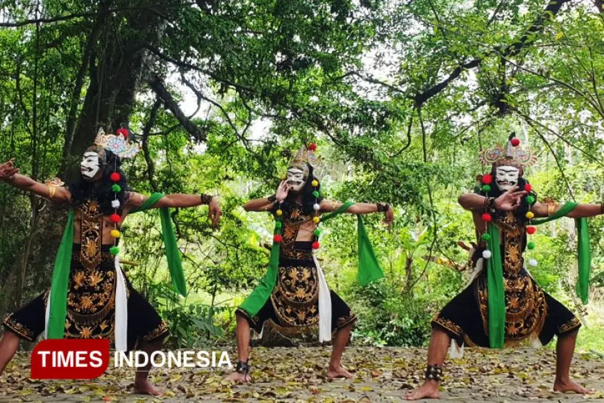 UNMER Malang Kembangkan Website KLEB untuk Promosi Wisata  Budaya Seni Topeng Purwa