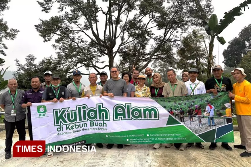 Akademi Buah Nusantara Jombang Studi Banding ke Kebun Buah Tenjo Bogor