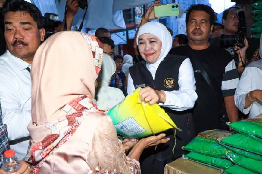 Pasar Murah Mojokerto, Khofifah Pastikan Harga Sembako di Bawah Pasaran