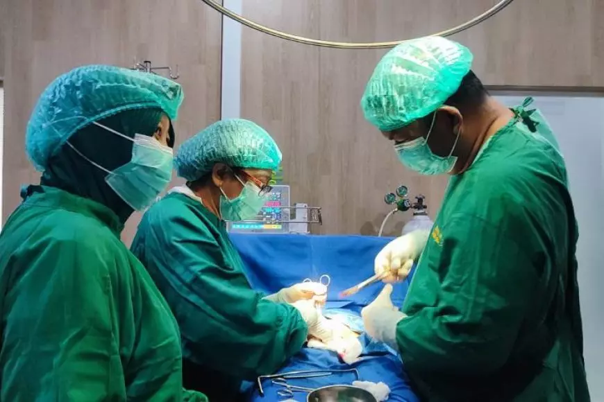 HUT ke-80 TNI, Lanud Abd Saleh Gelar Bakti Kesehatan Safari KB