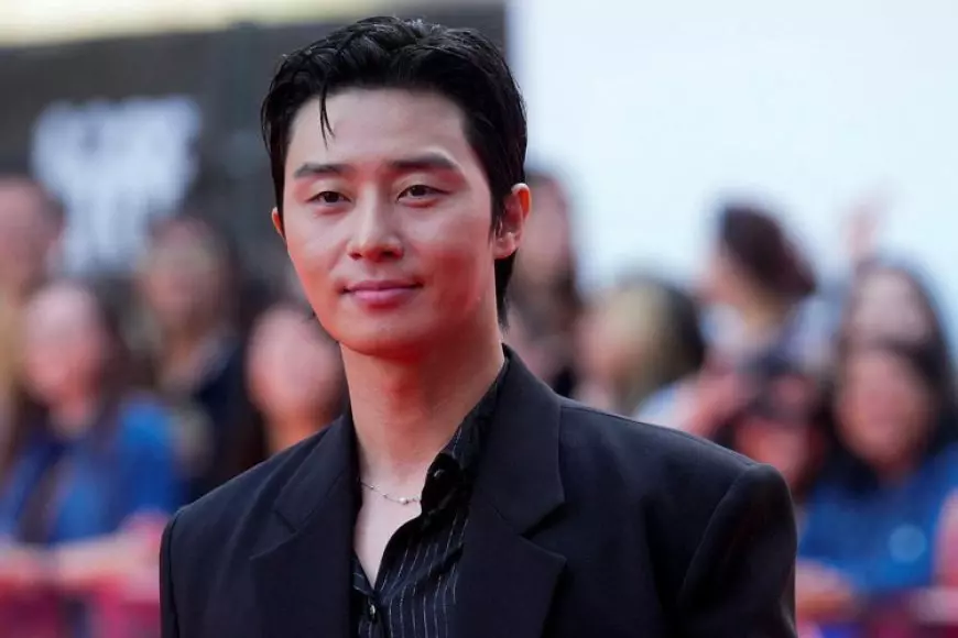 Park Seo Joon Kembali Membintangi Drama Komedi Romantis Waiting for Gyeongdo