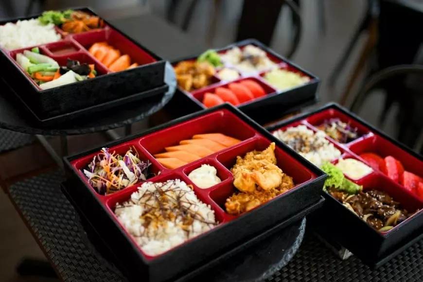 Bento Box Everywhere Ala Favehotel Kediri: Praktis, Lezat, dan Ramah Lingkungan