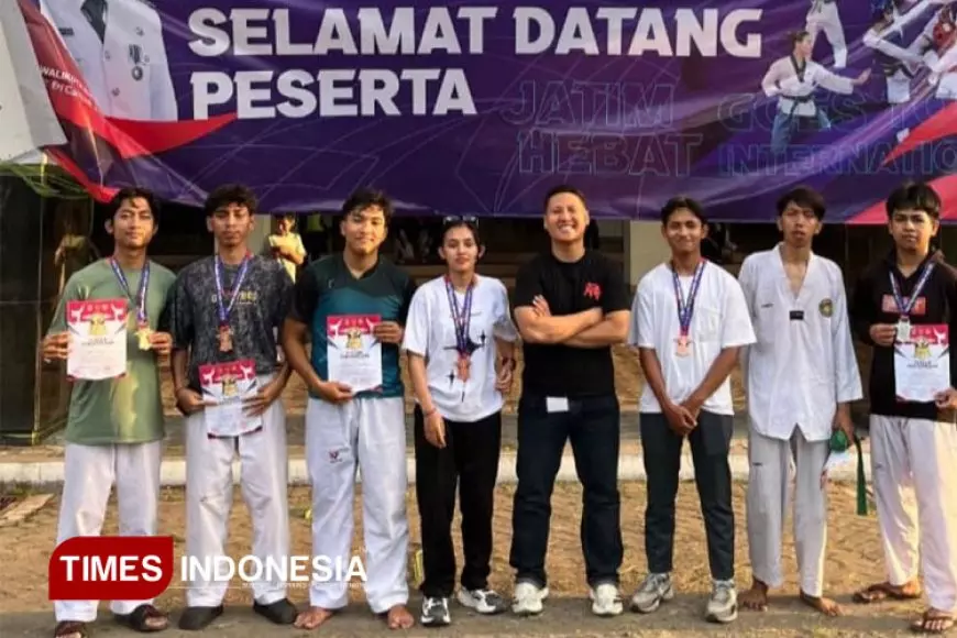 8 Medali Disabet oleh Tim Taekwondo UNISMA di Kejuaraan Piala Wali Kota Surabaya