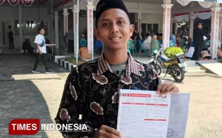 Terima Bantuan Insentif, Guru Ngaji Muda Asal Bangsalsari Doakan Bupati Jember