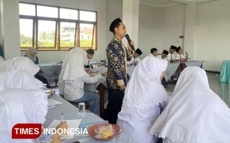 Cetak Kader Falak Modern, Mahasiswa FAI UNISMA Gelar RAK dengan Praktik Hisab Kiblat Digital