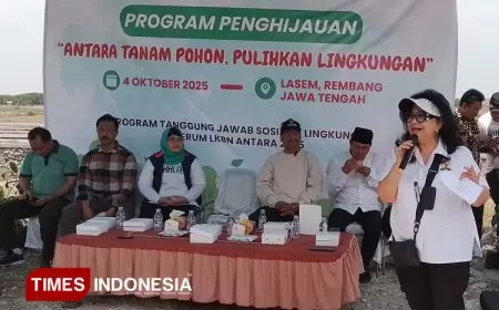 Lasem Menghijau, Cara Anggota DPR RI Evita Nursanty Reses dengan Tanam Pohon