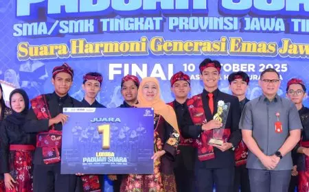Gubernur Jatim Khofifah Apresiasi 1.200 Peserta Paduan Suara Pelajar Jatim, Semua Dapat Bonus Setara