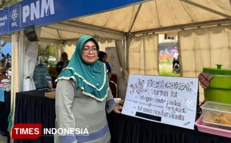 Raup Untung Tiga Kali Lipat, Ibu Evi dan Nasabah PNM Bersinar di Pro Futsal League Seri Malang
