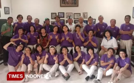 KLTH Lansia Katolik Berlatih Menulis Wujud Pembebasan Diri Tekanan dan Kesepian