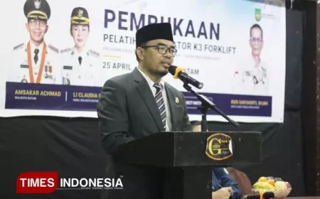 Dari Biologi ke Birokrasi, Kiprah Moh Zaini Alumni UNISMA yang Kini Pimpin Bidang di Disnaker Kota Batam